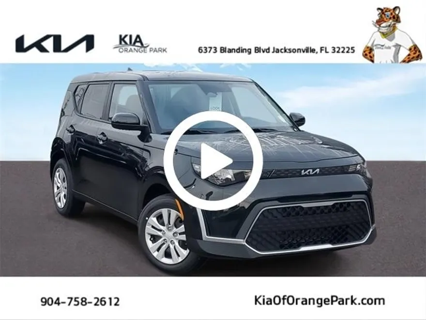 2025 Kia Soul LX photo 1