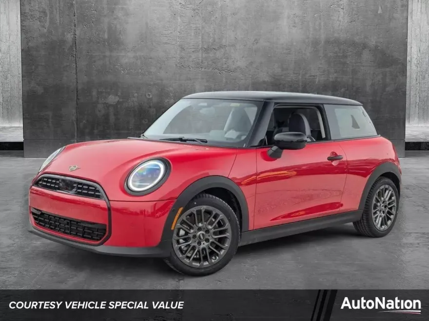 2025 Mini Cooper 2 Door Hardtop Signature photo 1