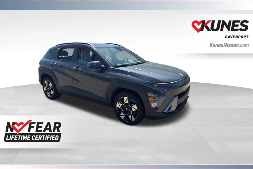2024 Hyundai Kona SEL photo 1