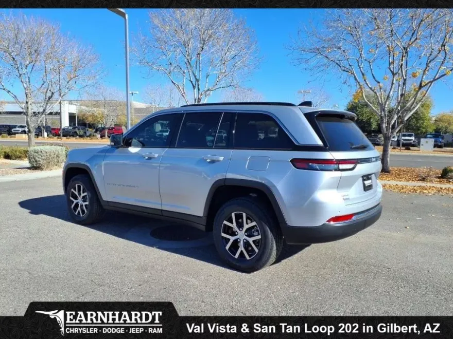 2025 Jeep Grand Cherokee Limited photo 1