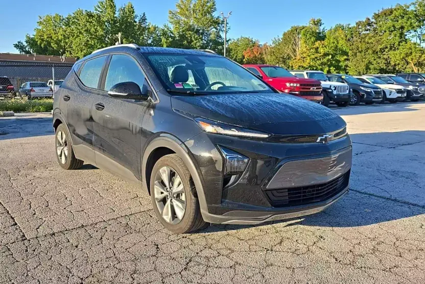 2023 Chevrolet Bolt EUV photo 1