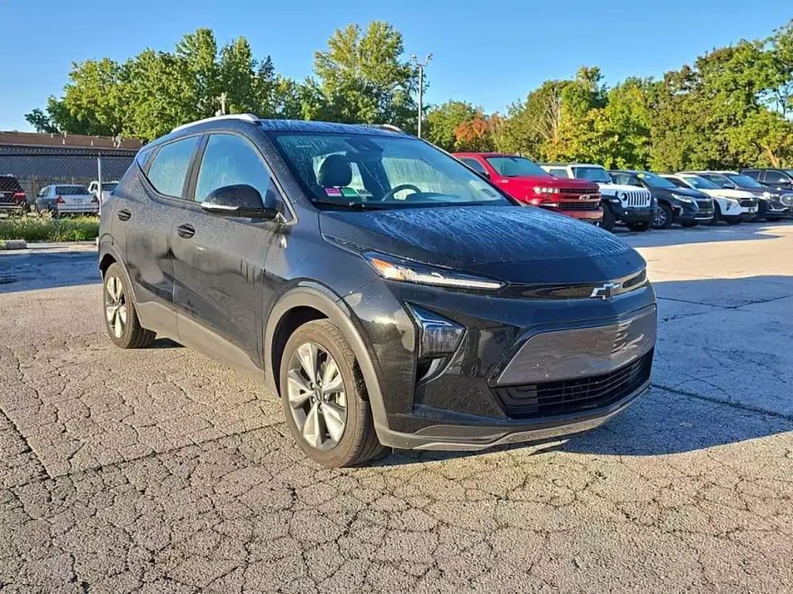 2023 Chevrolet Bolt EUV photo 1