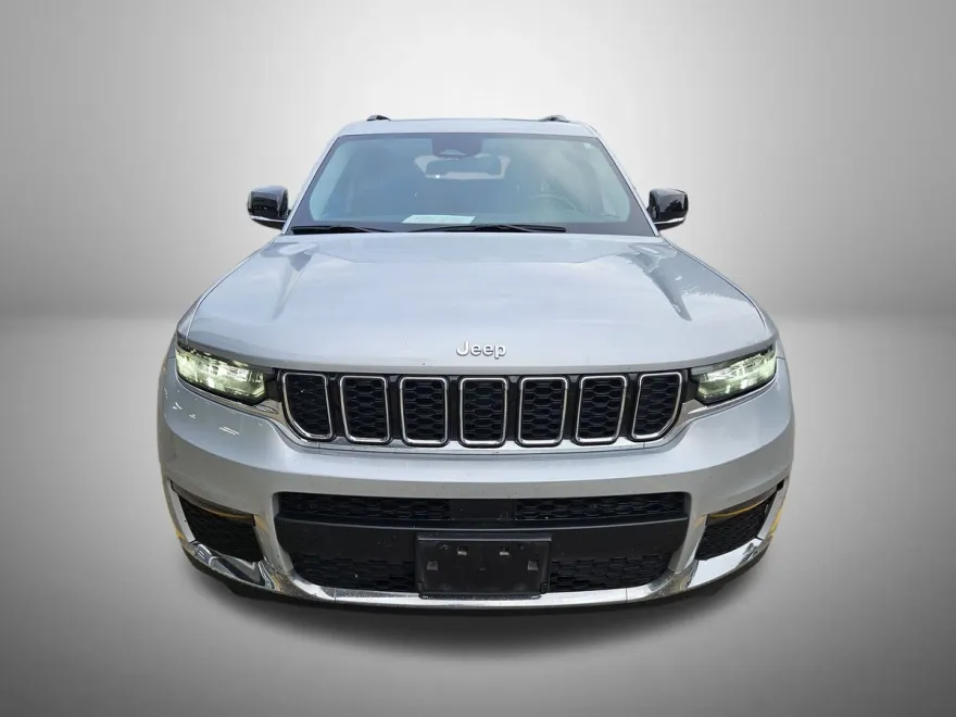 2022 Jeep Grand Cherokee Limited photo 1