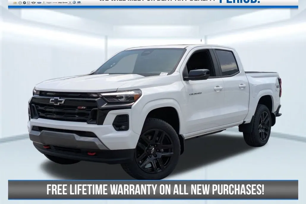 2024 Chevrolet Colorado Z71 photo 1