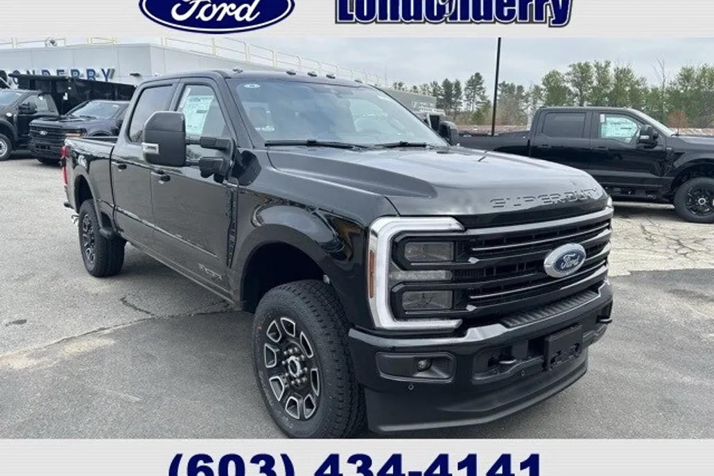 2025 Ford F-350 Platinum photo 1