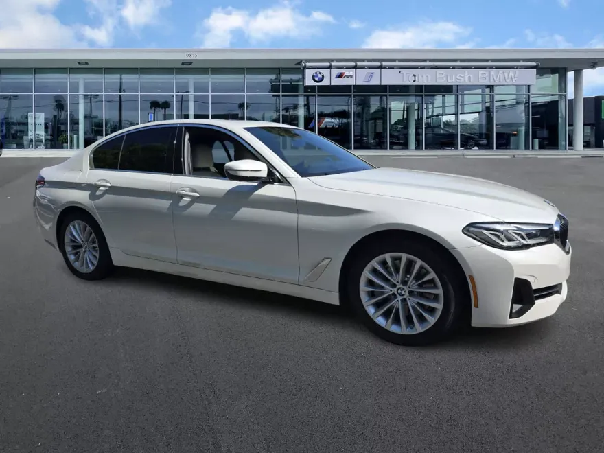 2022 Bmw 530i photo 1