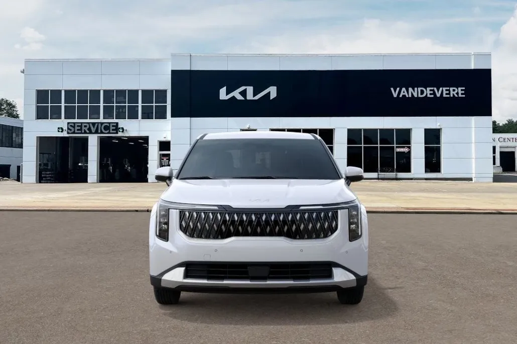 2026 Kia Carnival LXS photo 1