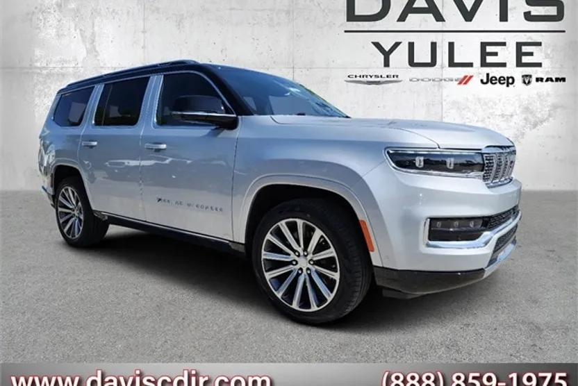 2024 Jeep Grand Wagoneer Base photo 1