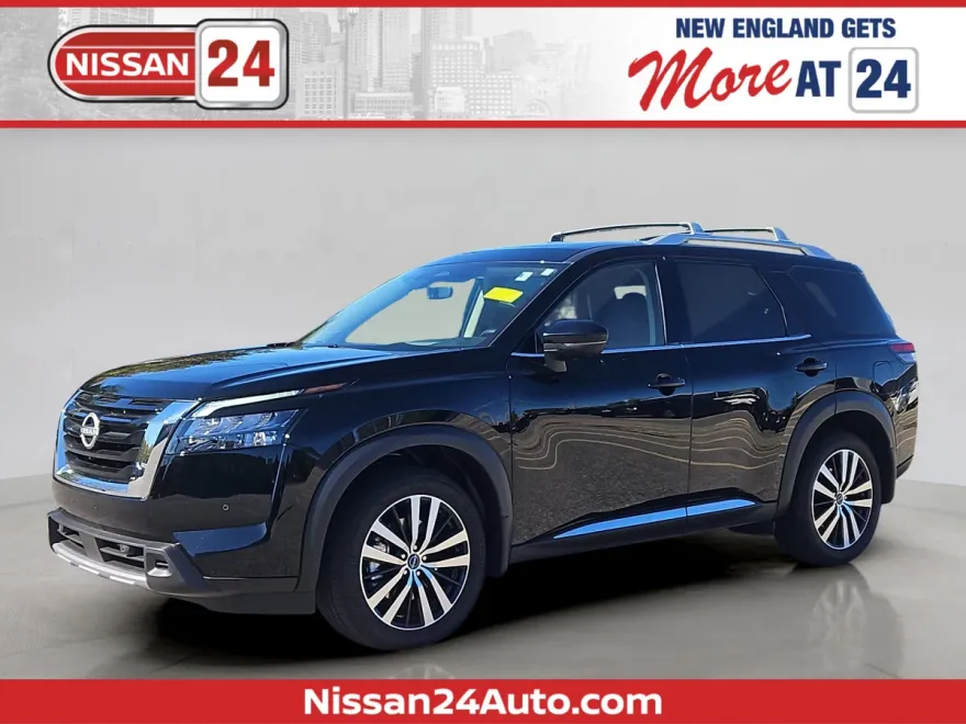 2025 Nissan Pathfinder Platinum photo 1