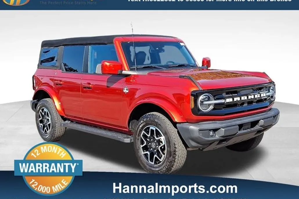 2022 Ford Bronco Outer Banks photo 1