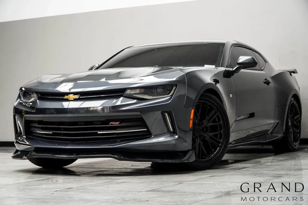 2018 Chevrolet Camaro 1LS photo 1
