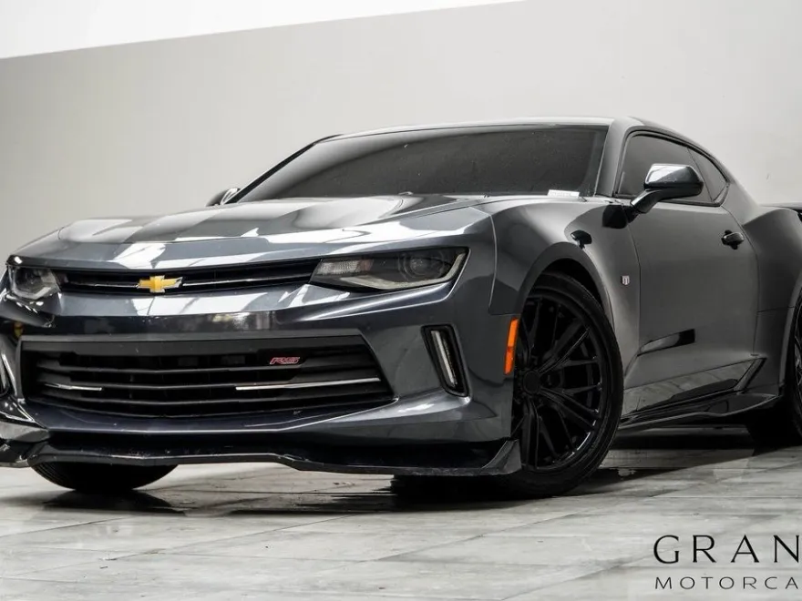 2018 Chevrolet Camaro 1LS photo 1