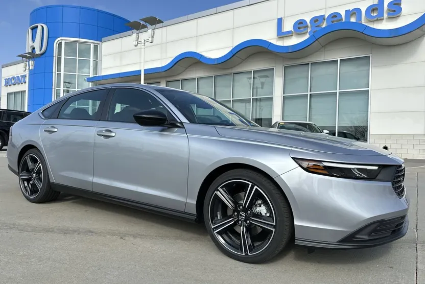 2025 Honda Accord Hybrid Sport photo 1