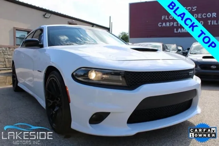 2021 Dodge Charger R/T photo 1