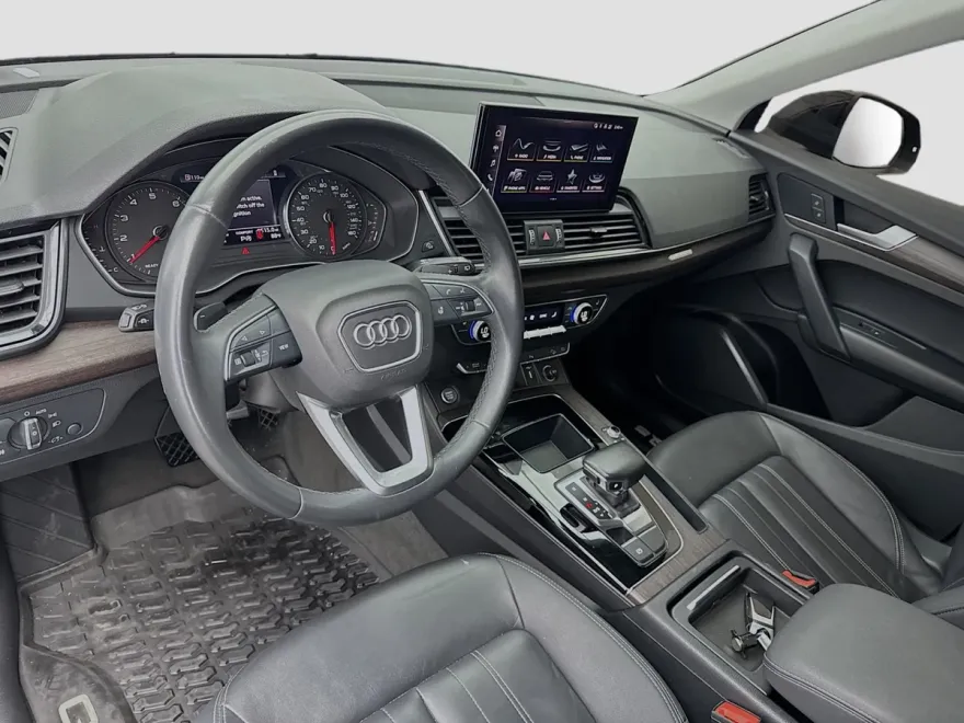 2021 Audi Q5 Premium photo 1