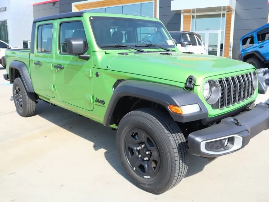 2025 Jeep Gladiator Sport photo 1