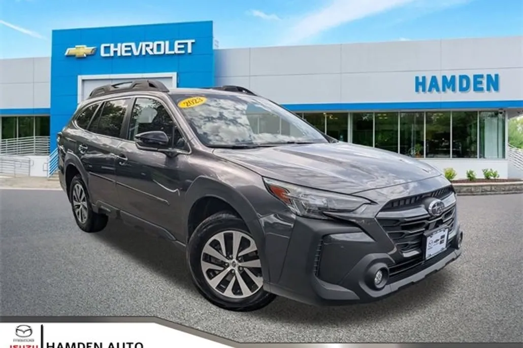 2023 Subaru Outback Premium photo 1