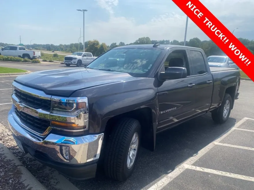2016 Chevrolet Silverado 1500 LT photo 1