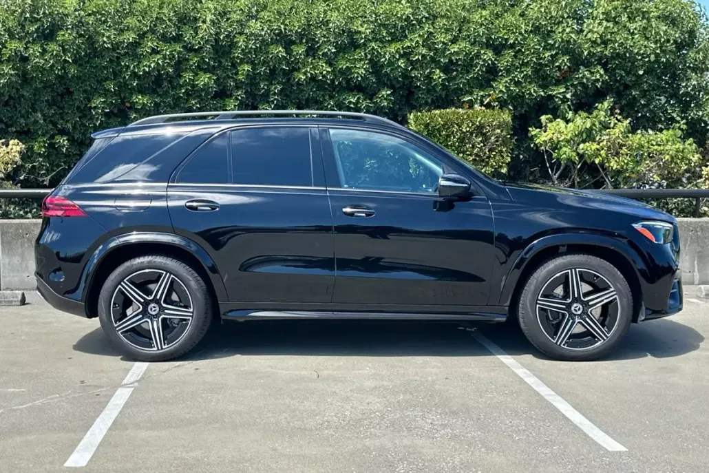 2025 Mercedes Benz GLE 350 4MATIC photo 1