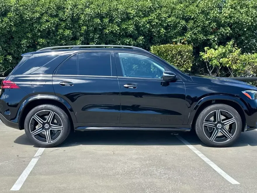 2025 Mercedes Benz GLE 350 4MATIC photo 1