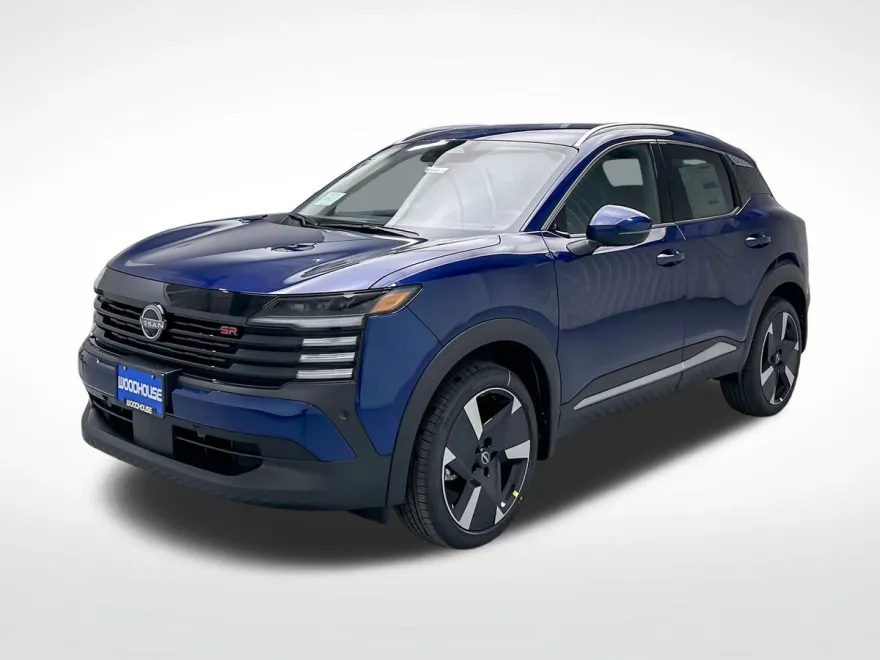 2025 Nissan Kicks SR photo 1