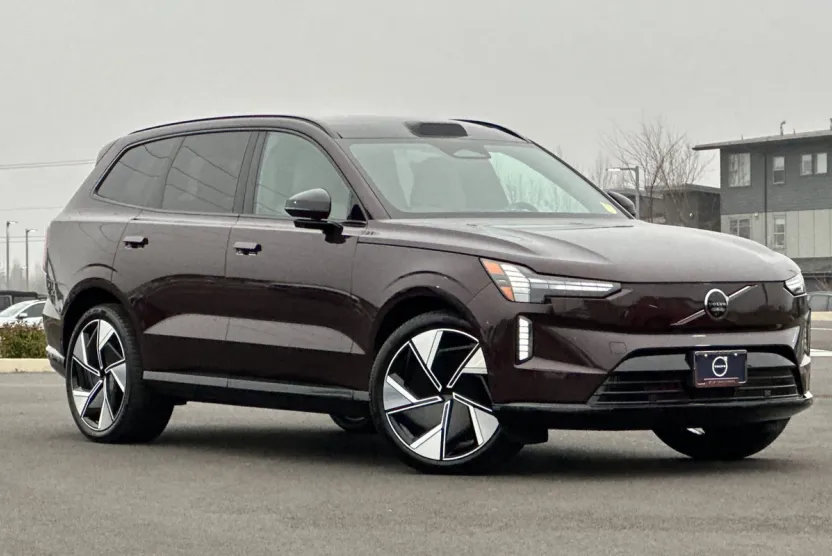 2025 Volvo EX90 Twin Motor Performance Ultra photo 1