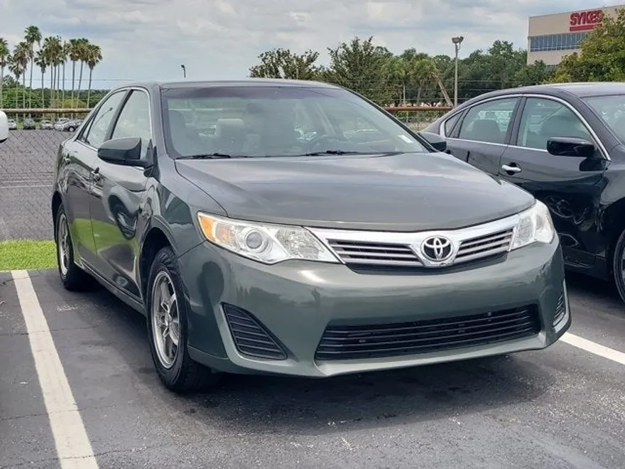 2012 Toyota Camry Base photo 1