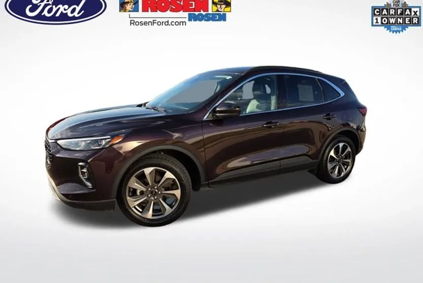 2023 Ford Escape Platinum photo 1