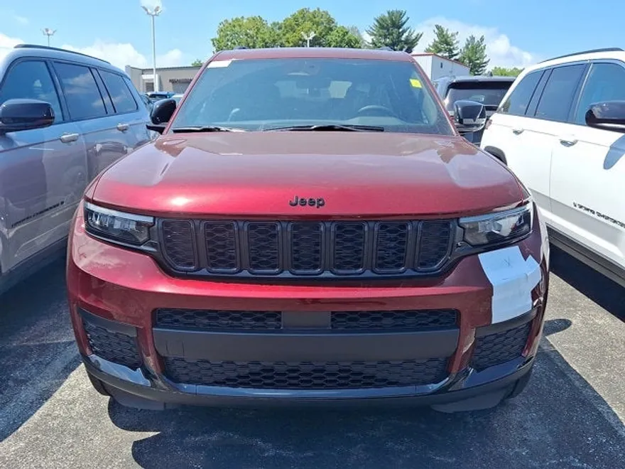 2025 Jeep Grand Cherokee Altitude X photo 1