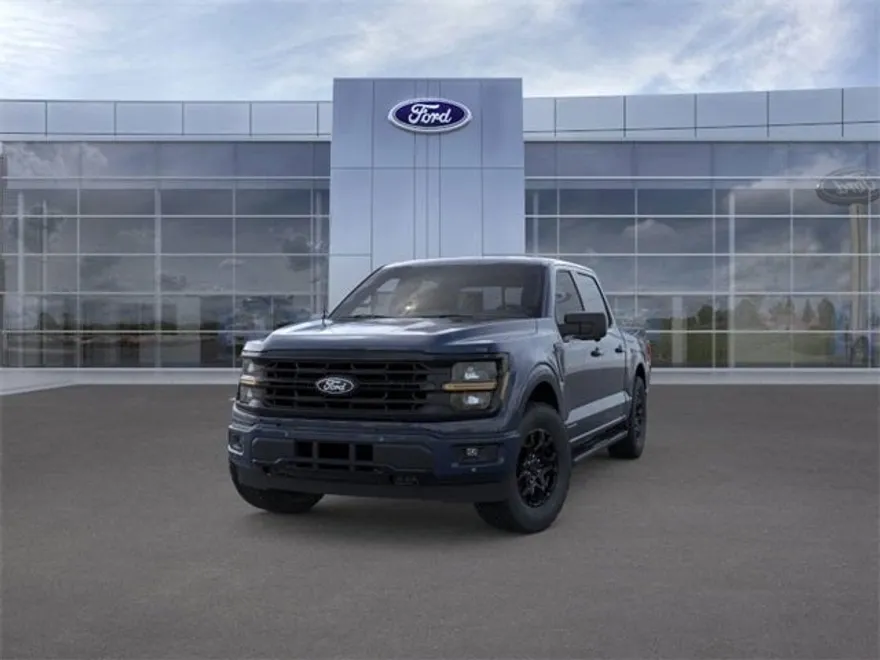 2025 Ford F-150 XLT photo 1