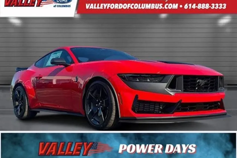 2025 Ford Mustang Dark Horse Premium photo 1