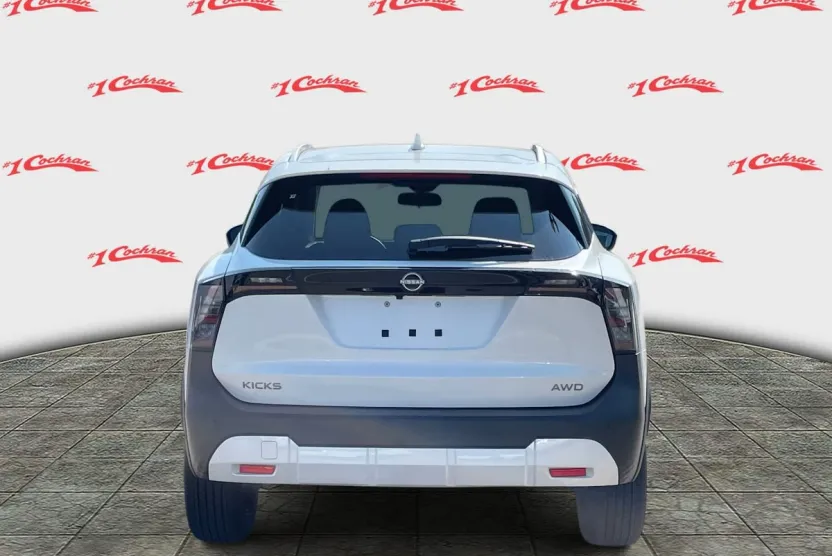 2025 Nissan Kicks SV photo 1