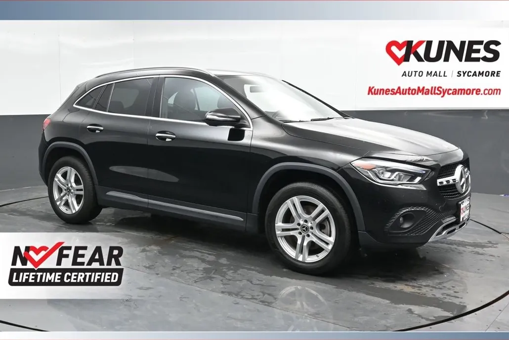 2023 Mercedes Benz GLA 250 photo 1