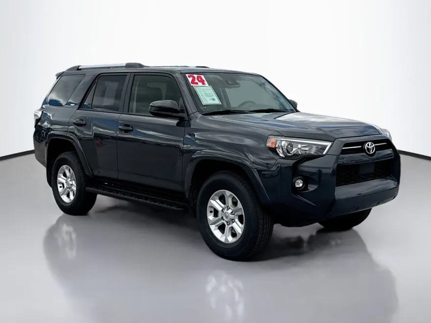 2024 Toyota 4Runner SR5 photo 1