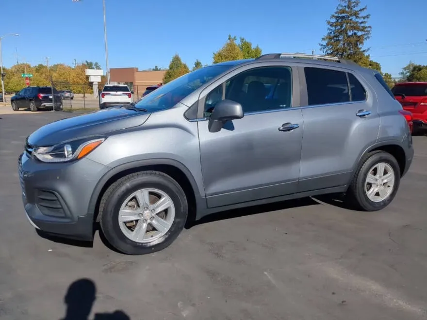 2019 Chevrolet Trax LT photo 1