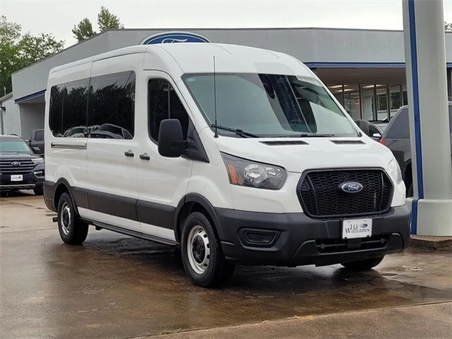 2023 Ford Transit photo 1