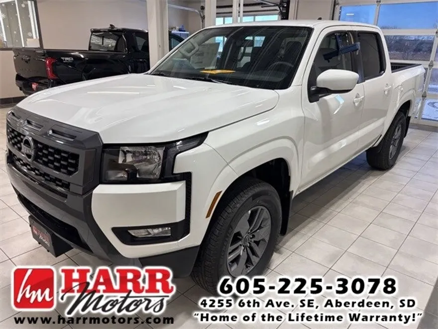 2025 Nissan Frontier SV photo 1