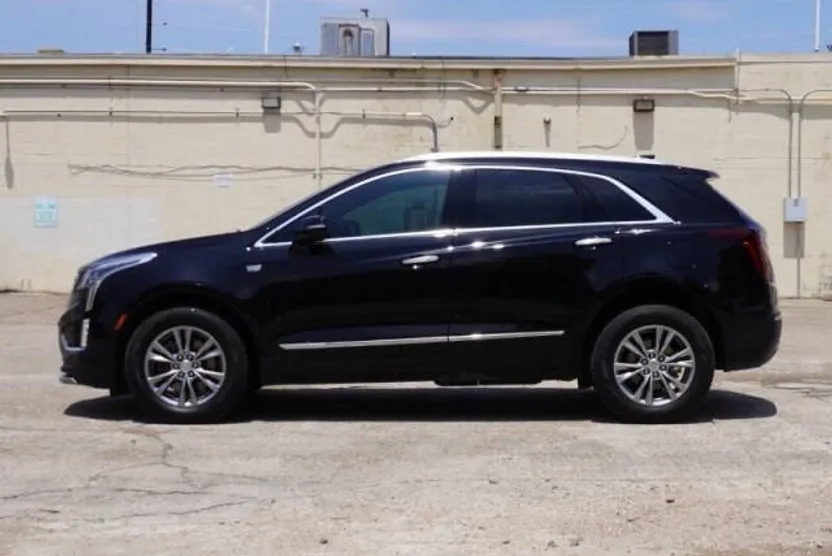 2022 Cadillac XT5 Premium Luxury photo 1