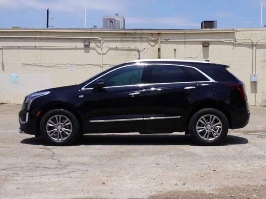 2022 Cadillac XT5 Premium Luxury photo 1