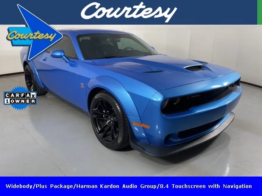 2023 Dodge Challenger R/T Scat Pack Widebody photo 1