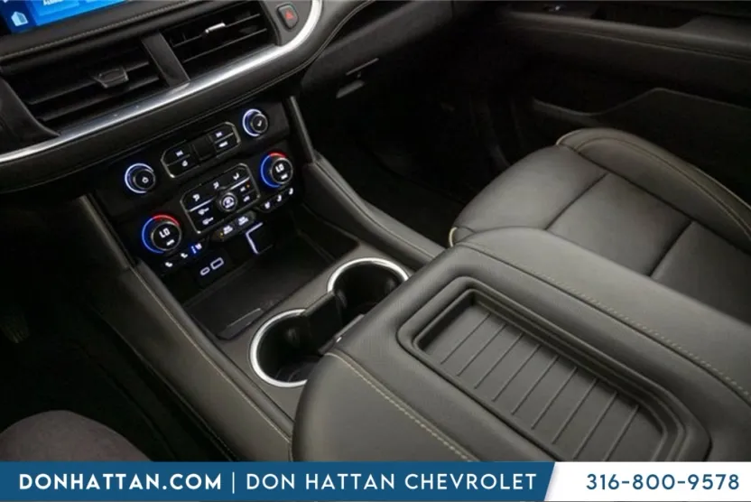 2023 Chevrolet Suburban Premier photo 1