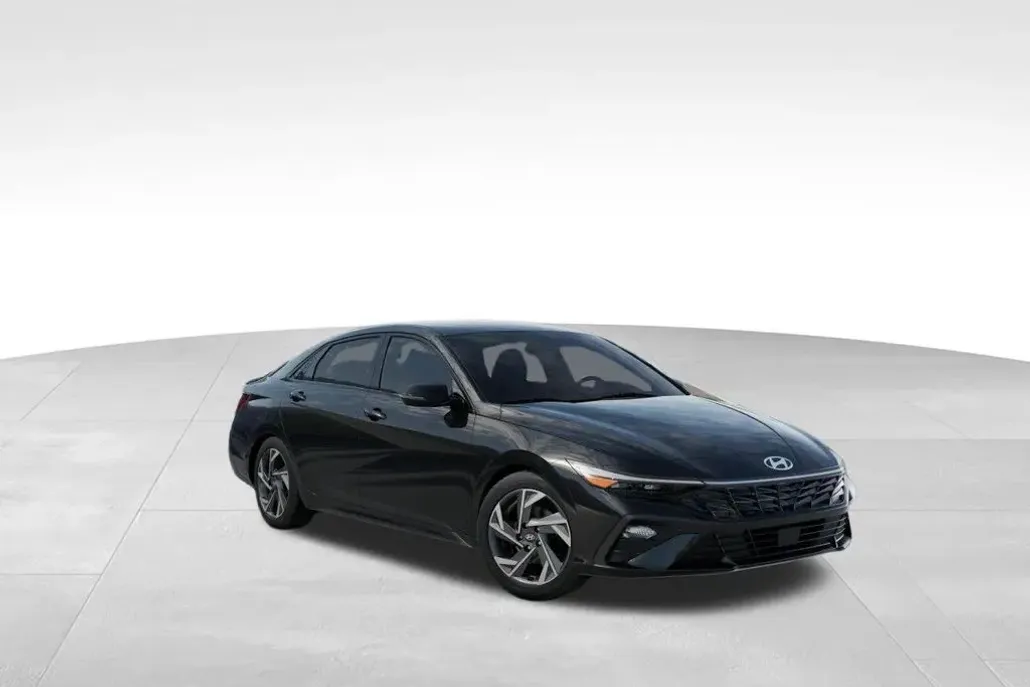 2025 Hyundai Elantra SEL Sport photo 1