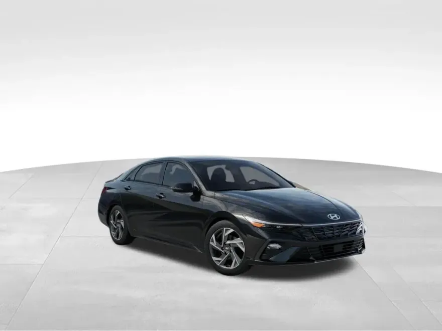 2025 Hyundai Elantra SEL Sport photo 1