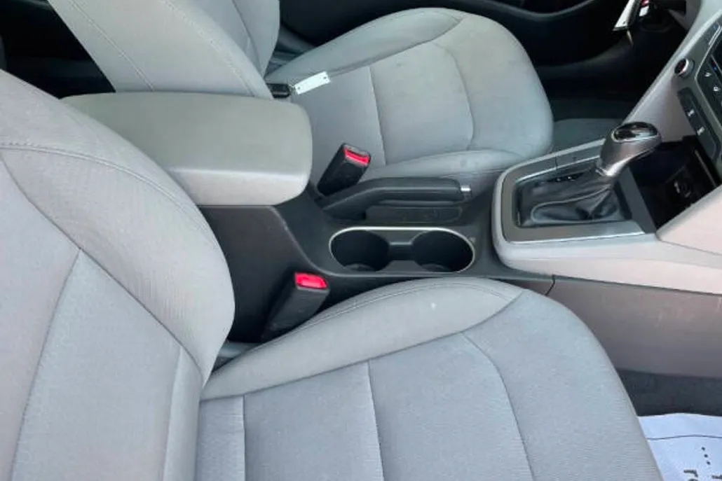 2018 Hyundai Elantra SEL photo 1