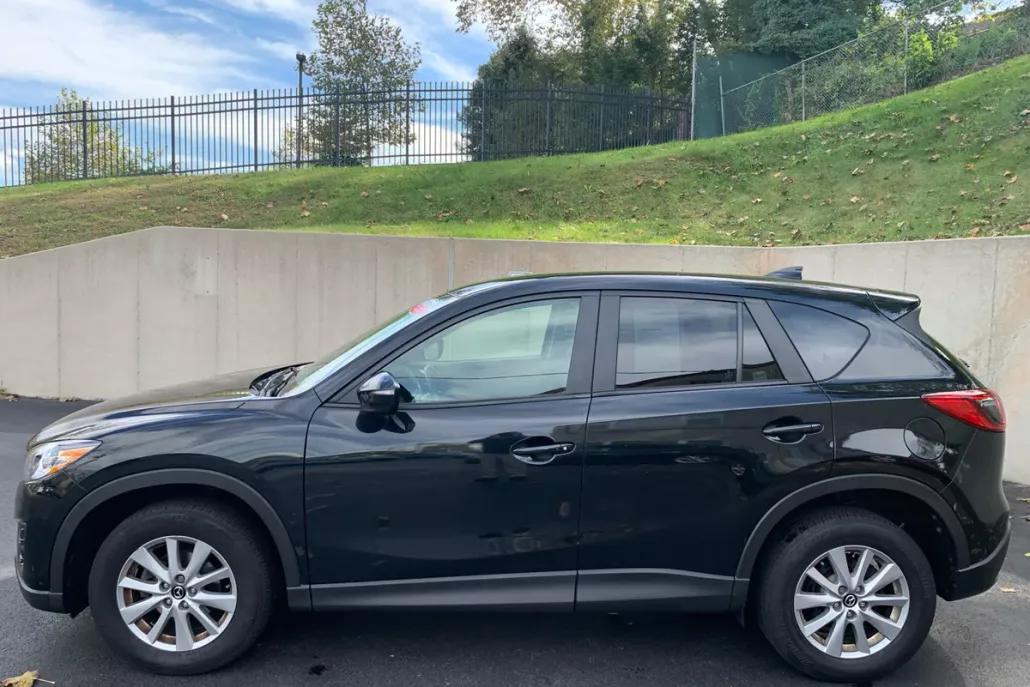 2016 Mazda CX-5 Touring photo 1