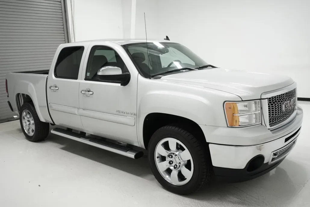 2011 Gmc Sierra 1500 SLE photo 1