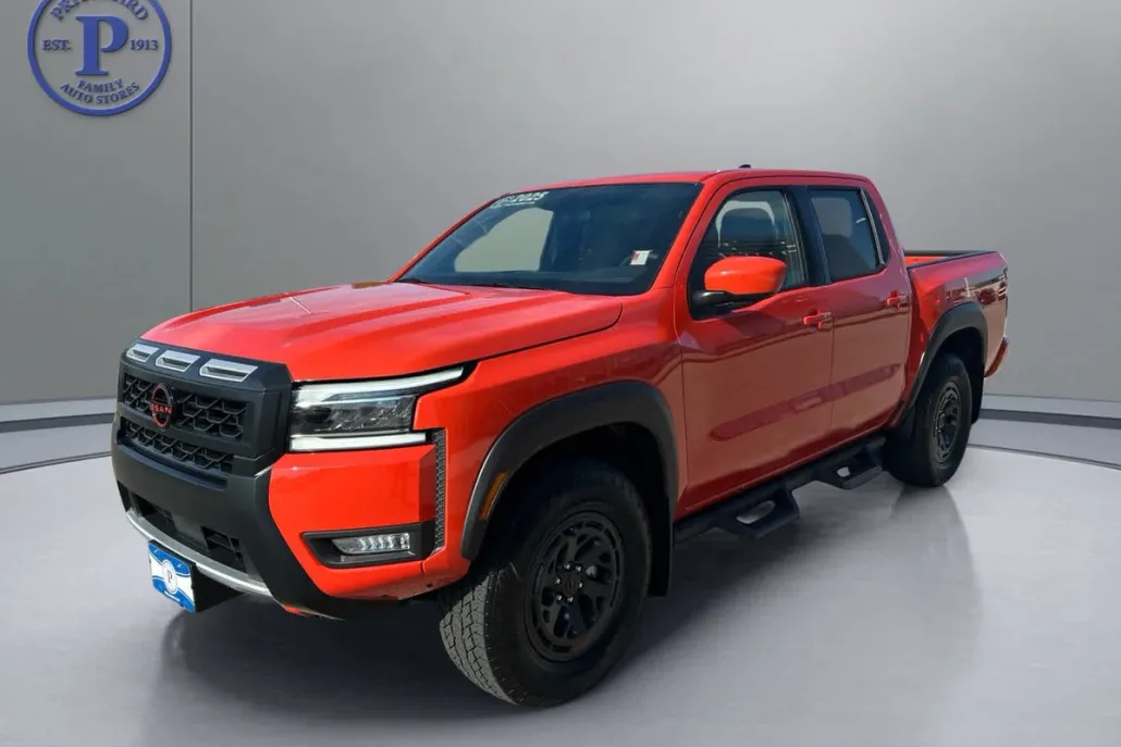 2025 Nissan Frontier PRO-4X photo 1