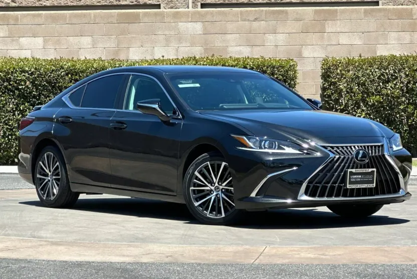 2024 Lexus ES 300h Premium photo 1