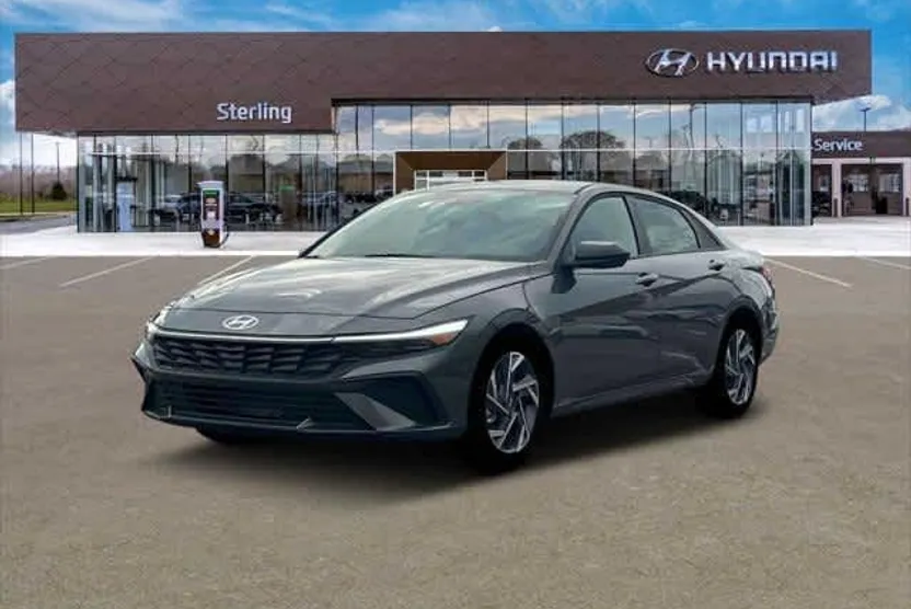 2025 Hyundai Elantra SEL Sport photo 1