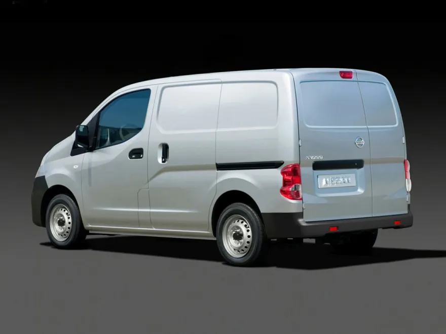 2021 Nissan NV200 SV photo 1